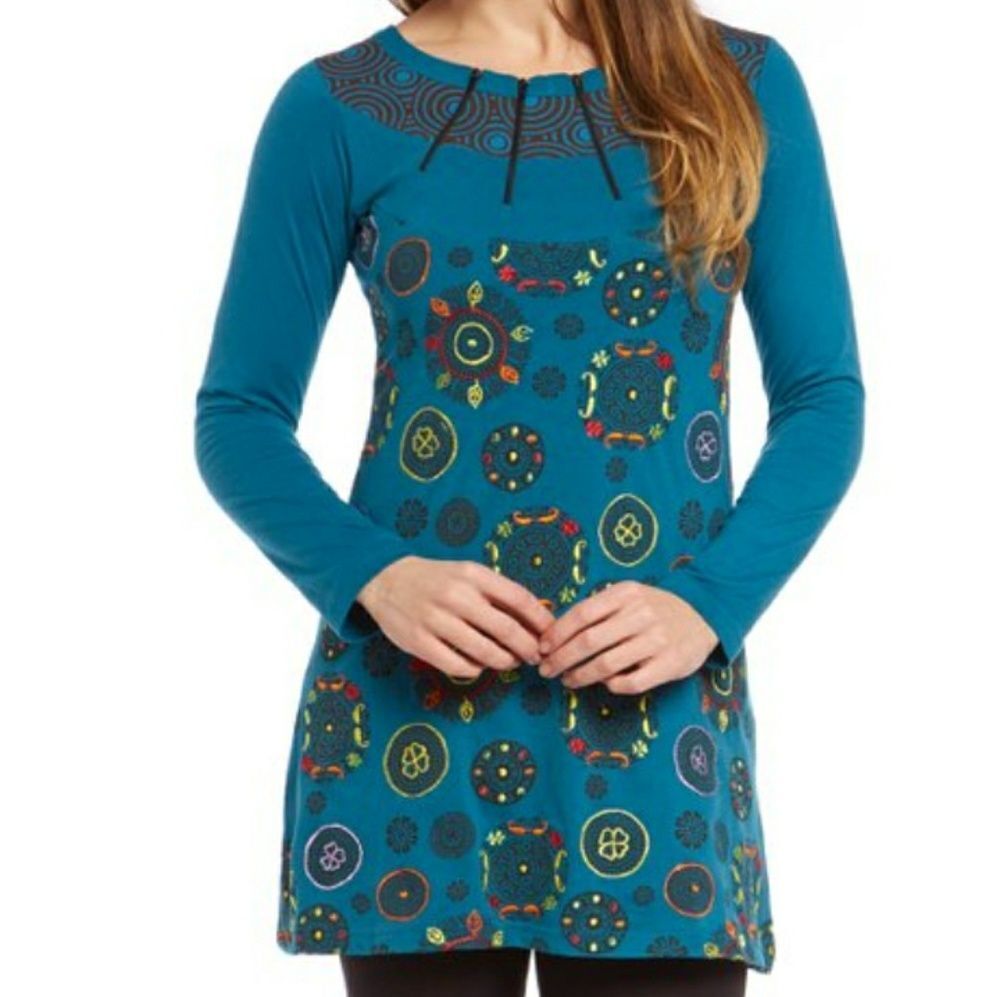 Adria Mode Turquoise Medallion Tunic